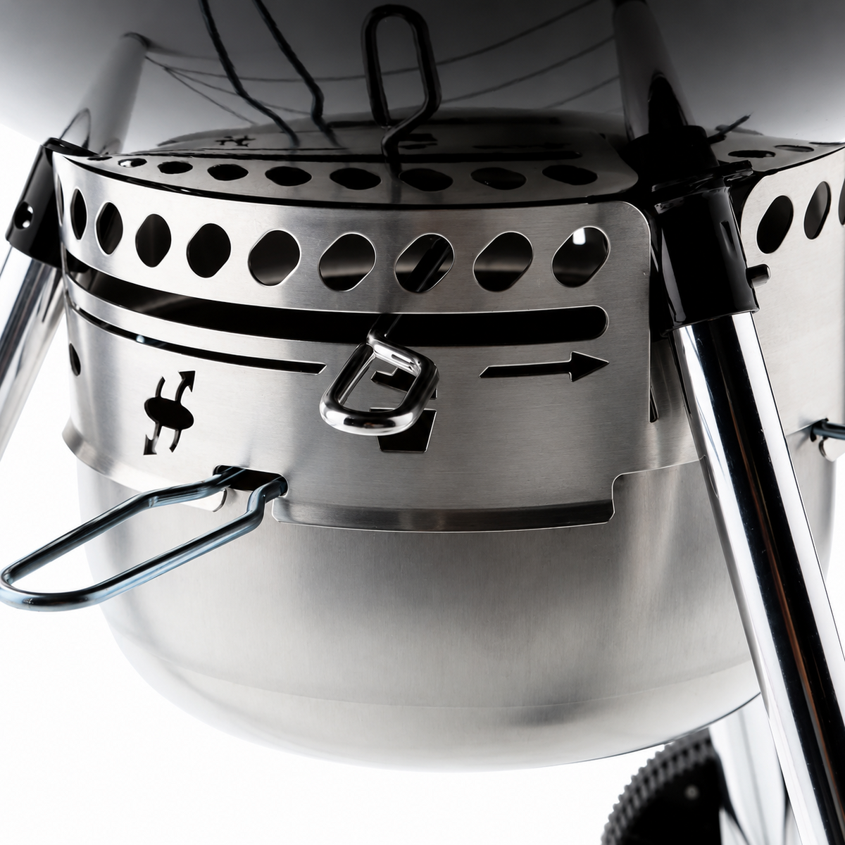 22-Inch Kettle Charcoal Grill with Removable Ash Catcher and Wheels, Black